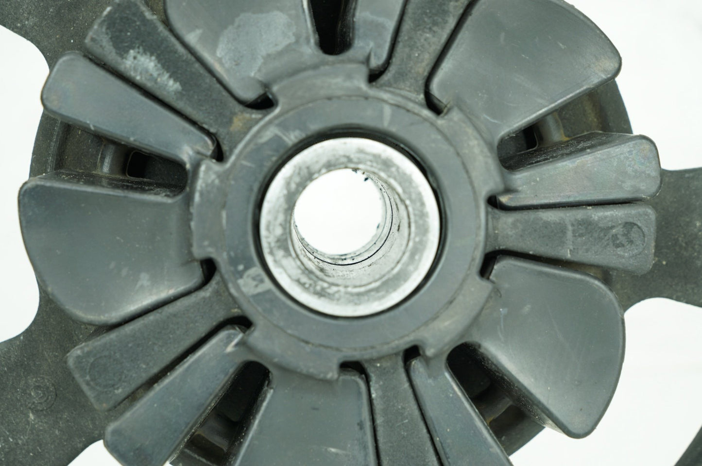 2009 - 2016 Harley-Davidson Touring Street Glide Rear Driver Pulley Sprocket 40217-09