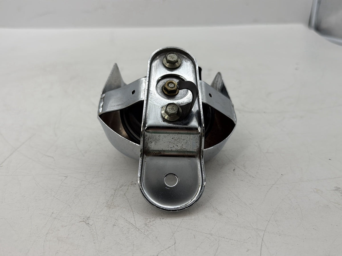 2005 Harley Touring FLHRCI Road King Classic OEM Horn Signal Klaxon Chrome Cover