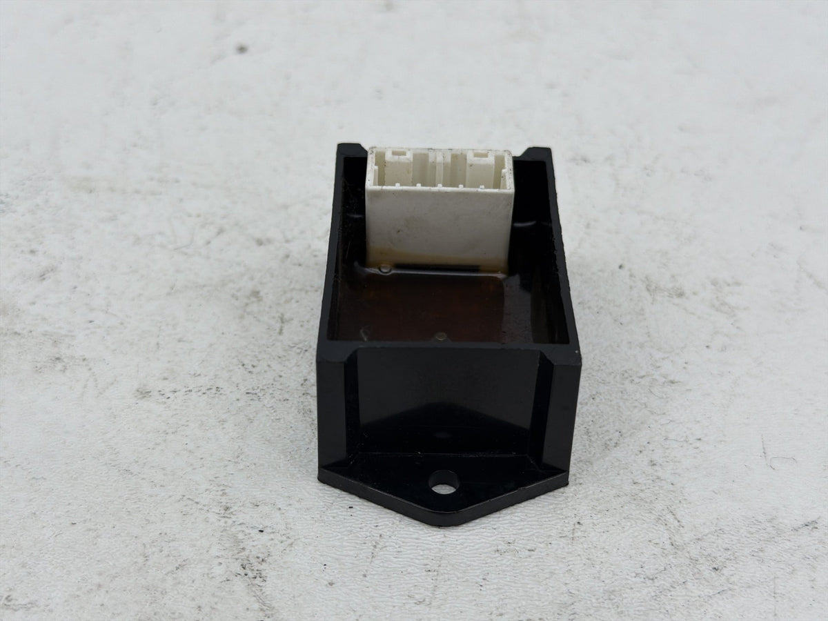 2003 Harley Electra Touring Ultra OEM Fuel Gas Pump Sensor Relay Module 68620-96