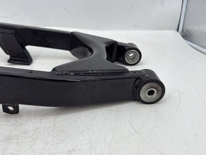 2005 Harley Dyna FXDWG Wide Glide OEM Rear Fork Swingarm Swing Arm