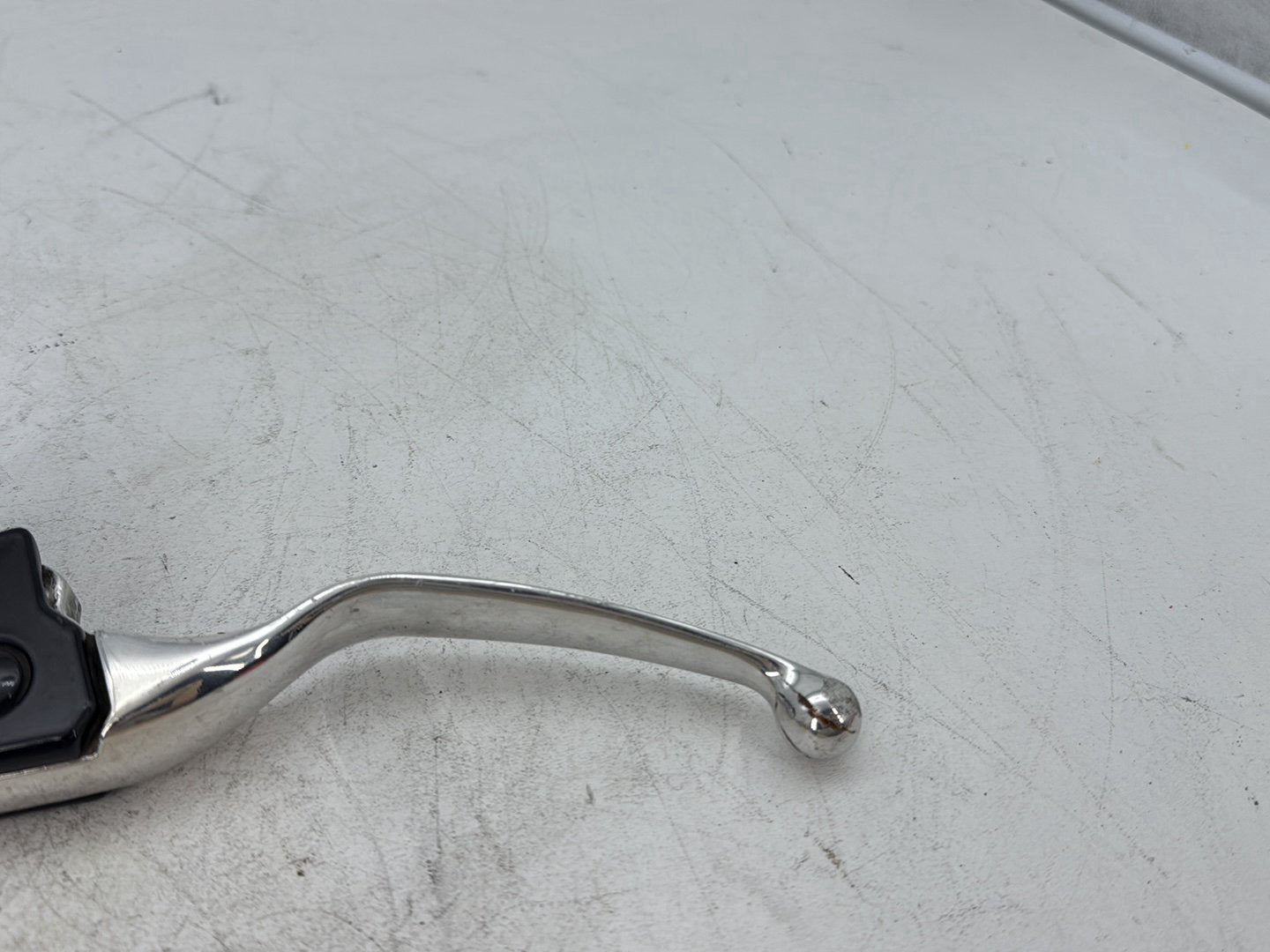 2018 Harley Electra Glide Touring Ultra FLHTCU OEM Front Left Hand Clutch Lever Master Cylinder