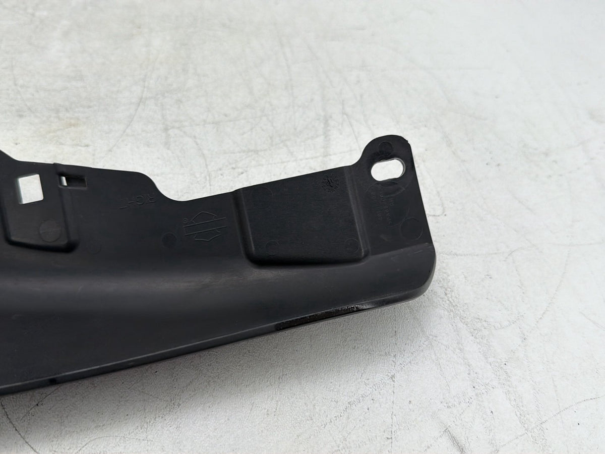 2011 Harley Electra Glide Touring Ultra OEM Left Right Flare Wind Deflector Cover