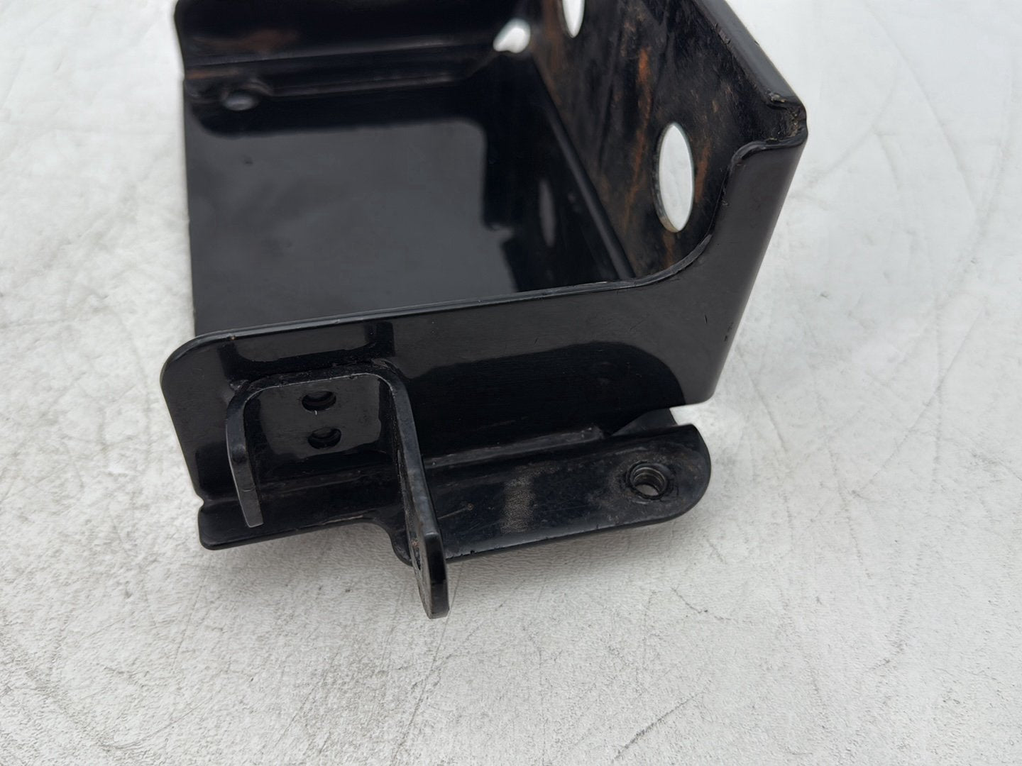 2000 Harley Dyna FXDWG Wide Glide OEM Battery Tray Bracket Holder Carrier