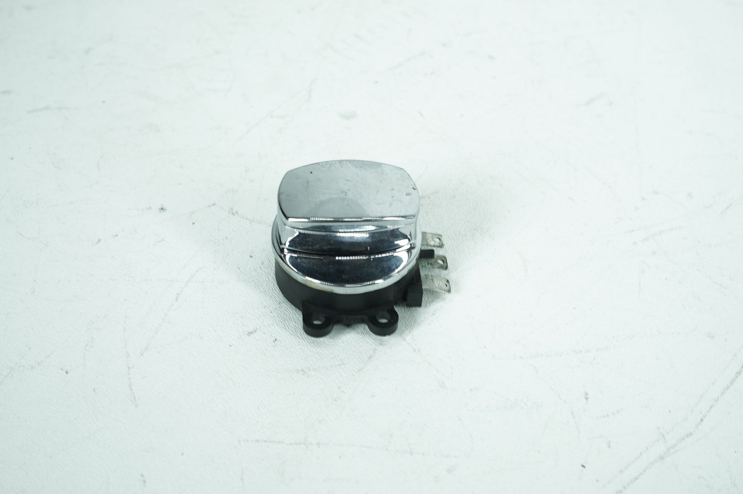 2007 - 2011 Harley-Davidson Touring Road King Classic Ignition Switch Cylinder Barrel Lockset NOKey 71313-96A
