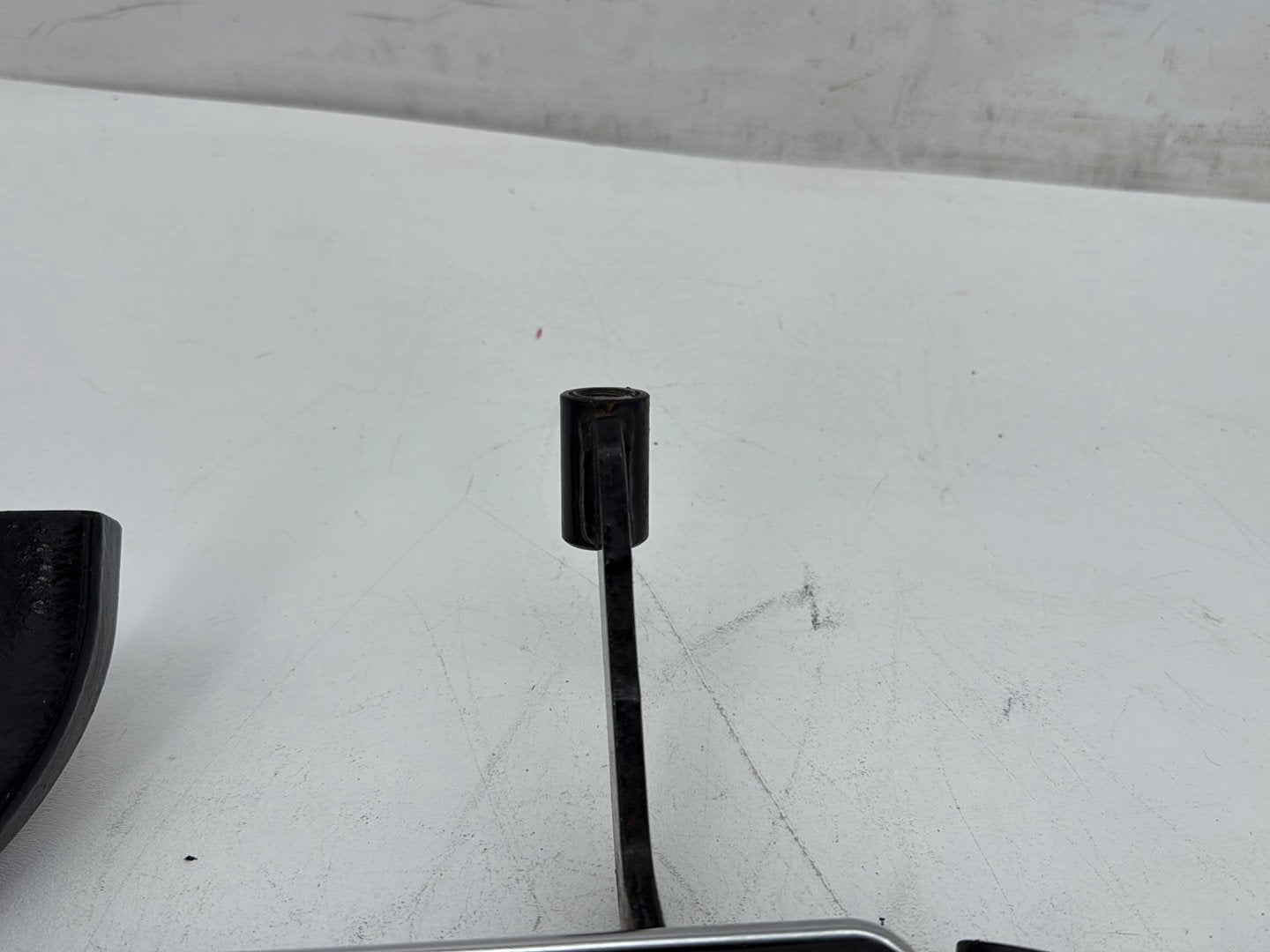 1996 Harley Electra Glide Touring FLHT OEM Left Right Driver Floorboard Foot Rest