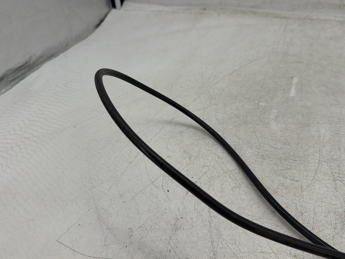 2010 Harley Electra Glide Touring Ultra OEM Front Brake Hose Line Pipe ABS
