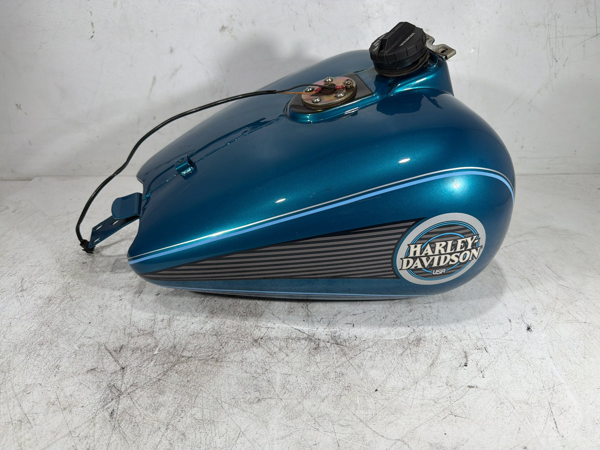 95 Harley Electra Glide Touring OEM Fuel Gas Tank Gasoline Reservoir & fuel pump