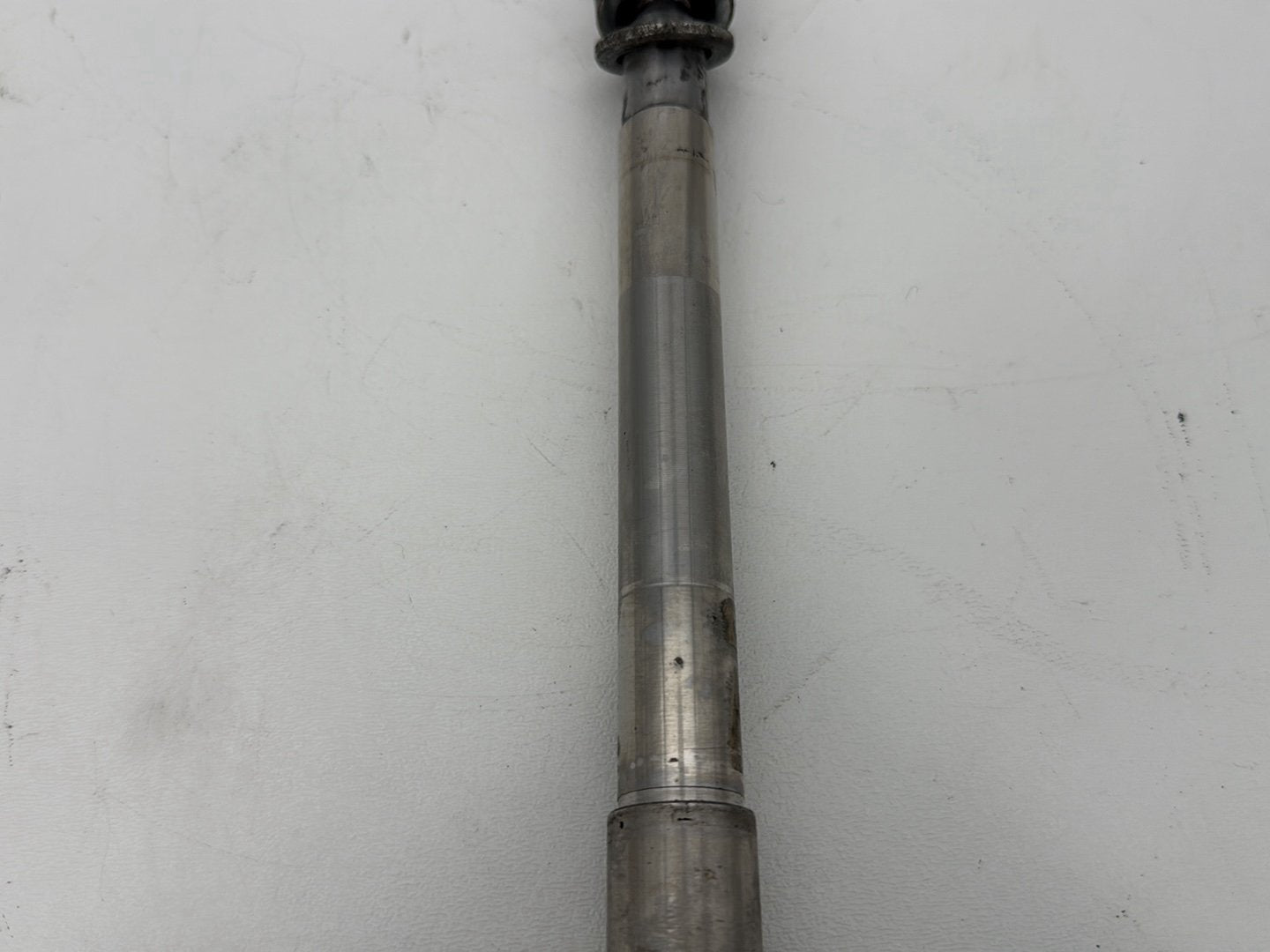 2003 Harley Sportster XL1200C 1200 Custom Anniversary OEM Front Wheel Axle Bolt Shaft