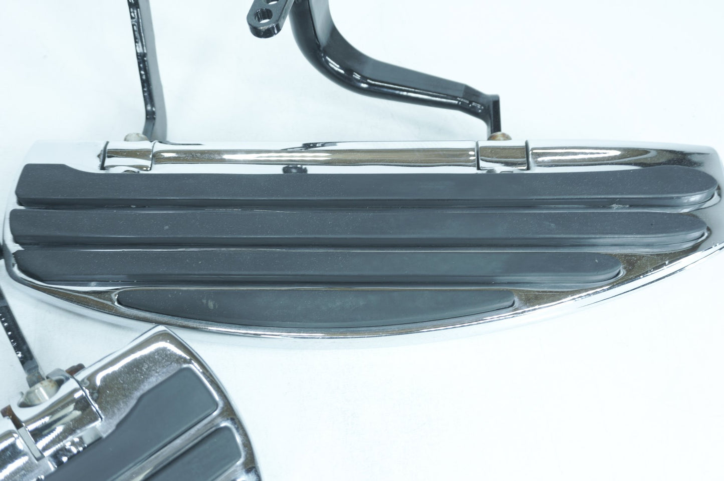 2007 - 2012 Harley-Davidson Touring Electra Glide Classic Left Right Driver Floorboard Foot Rest Kuryakyn