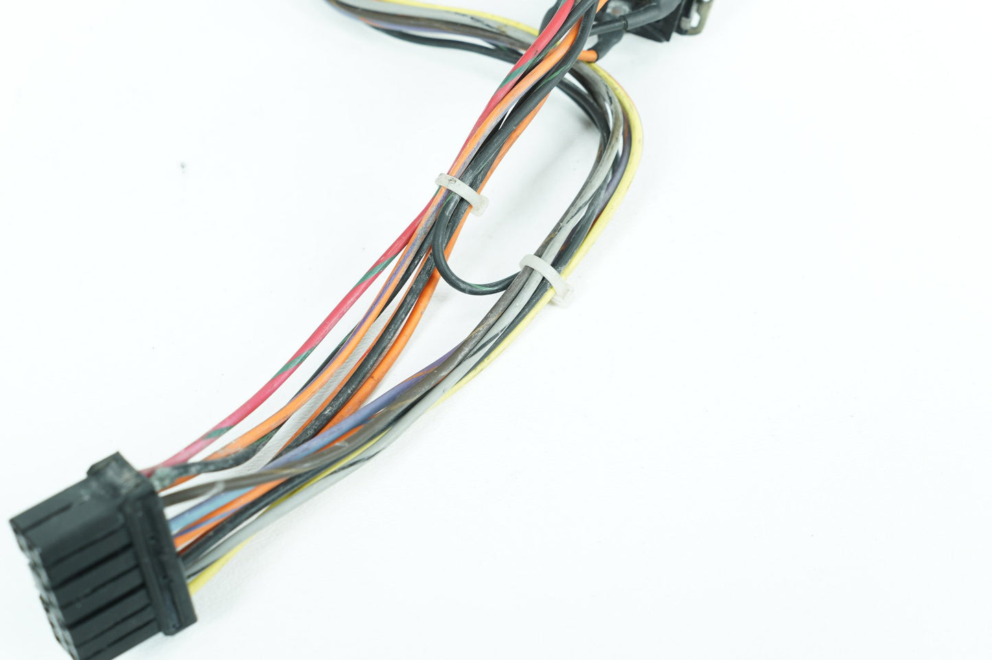 1999 - 2006 Harley-Davidson Touring Electra Glide Ultra  Inner Fairing Wire Wiring Harness Switch 71535-96