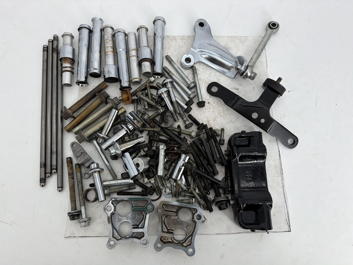 16 Harley Touring FLHXS Street Glide OEM Twin Cam Engine Hardware Bolt Pushrods
