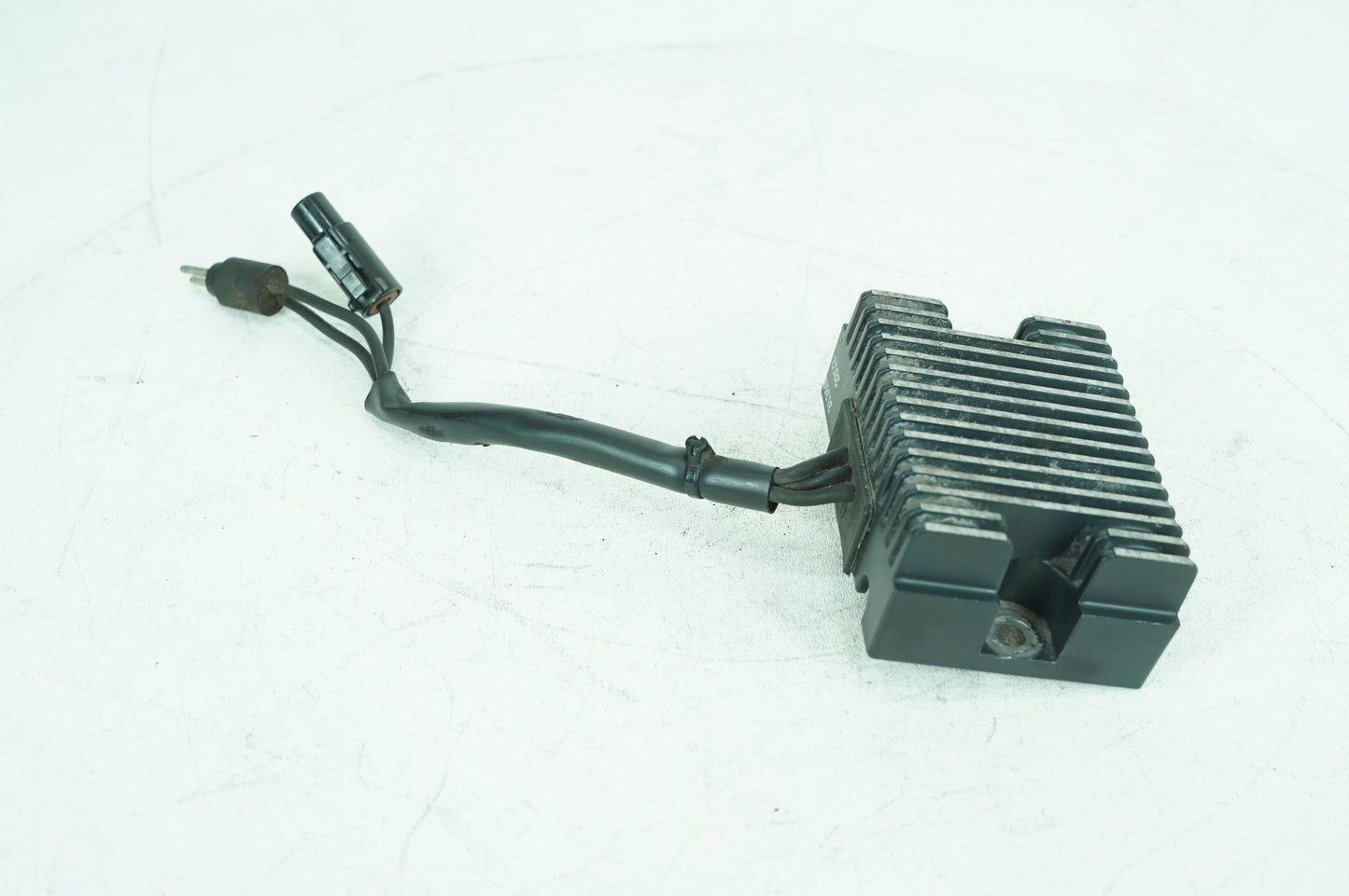 1989 - 2003 Harley-Davidson Sportster Hugger Voltage Regulator Rectifier  74523-94A