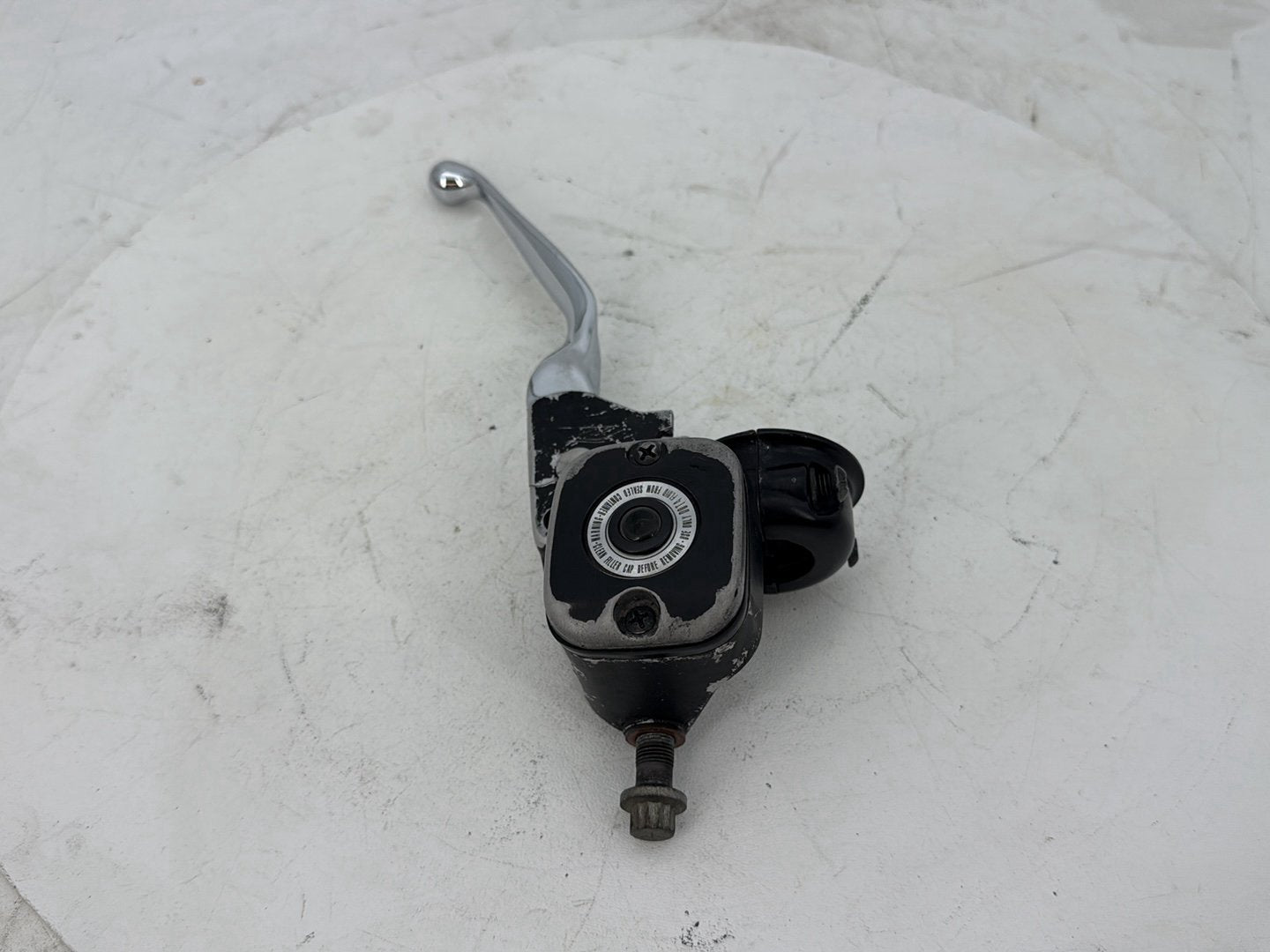 2006 Harley Dyna Super Glide Custom FXDCI OEM Front Right Brake Lever Master Cylinder