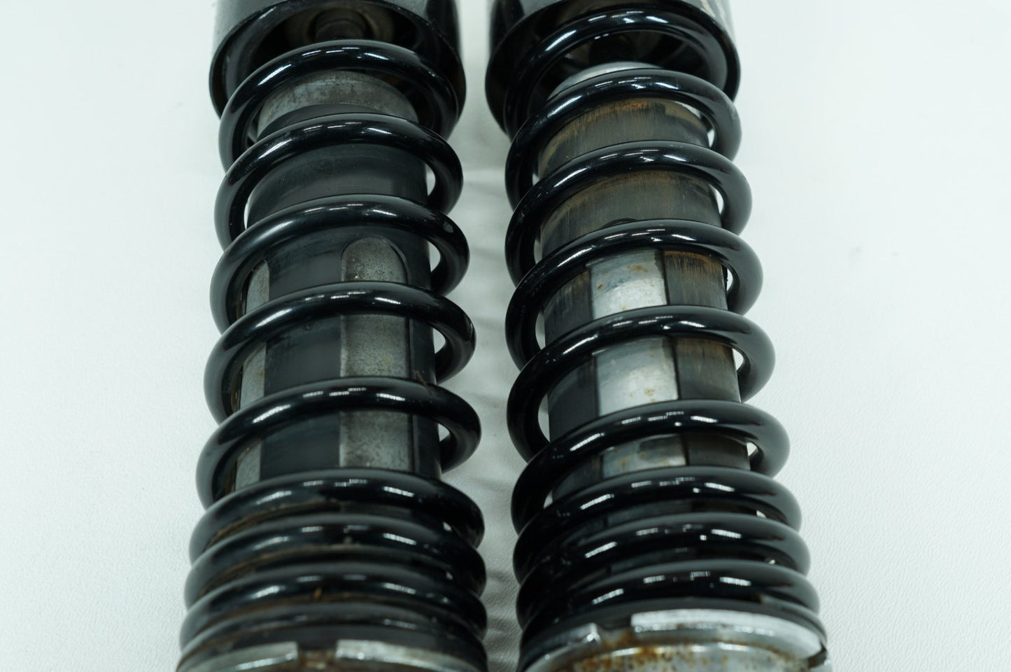 2004 - 2022 Harley-Davidson Sportster Iron 883 Rear Left Right Shock Absorbers 54550-10