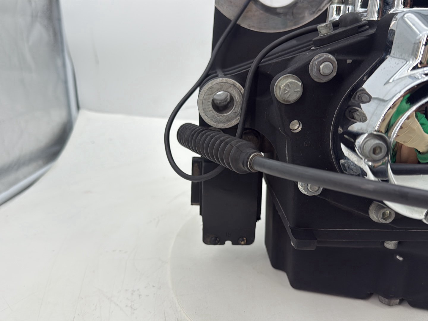 2005 Harley Dyna FXDWG Wide Glide OEM 5 Speed Transmission Gearbox