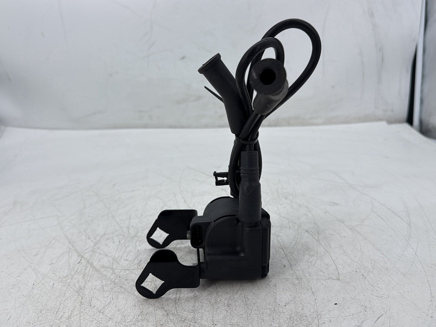 2005 Harley Electra Glide Touring Ultra FLHTCUI OEM Ignition Coil Spark Plugs Cable