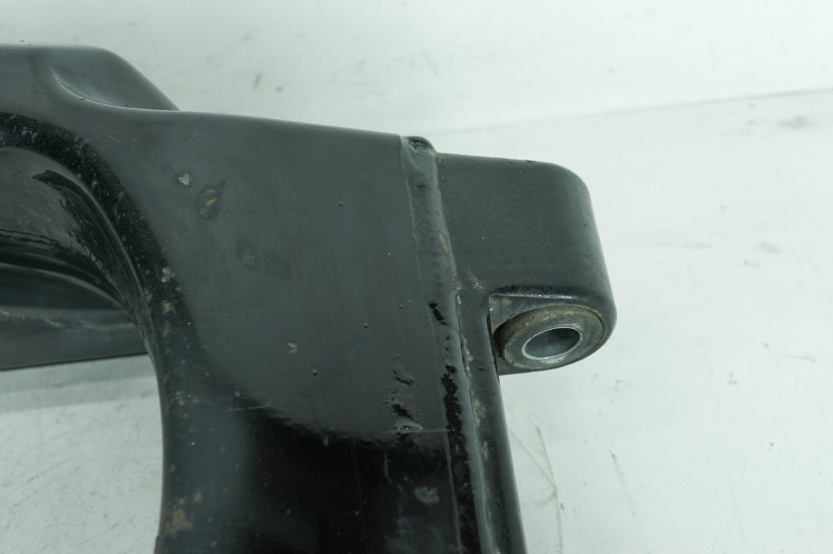 2010 Harley Touring FLHTCU Electra Glide Ultra OEM Rear Fork Swingarm Swing Arm