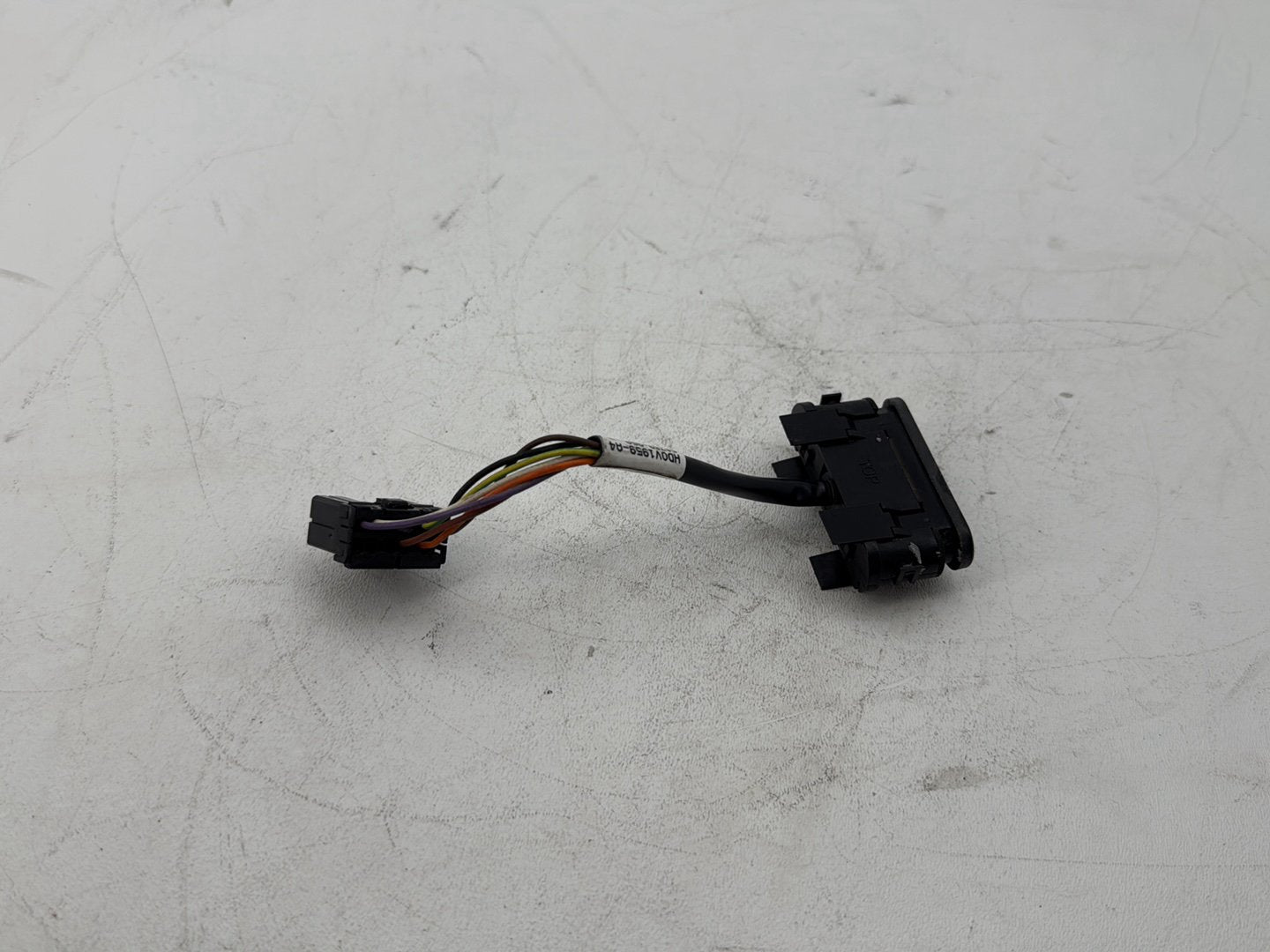 2007 Harley Touring FLHTP Electra Glide Police OEM Dash Indicator Lamp Wire Plug 68789-96A