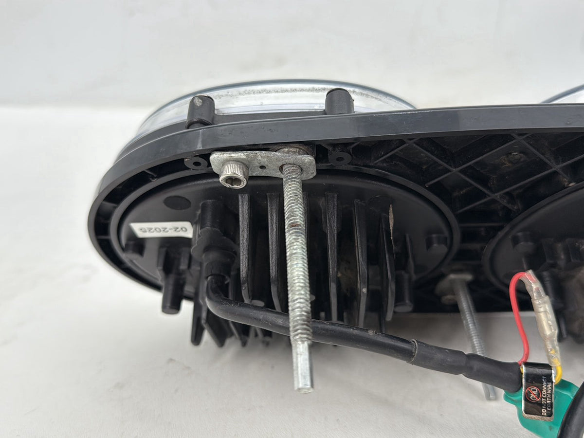 2005 Harley Road Glide Touring FLTRI Headlight Headlamp Head Lamp Light LED Dual