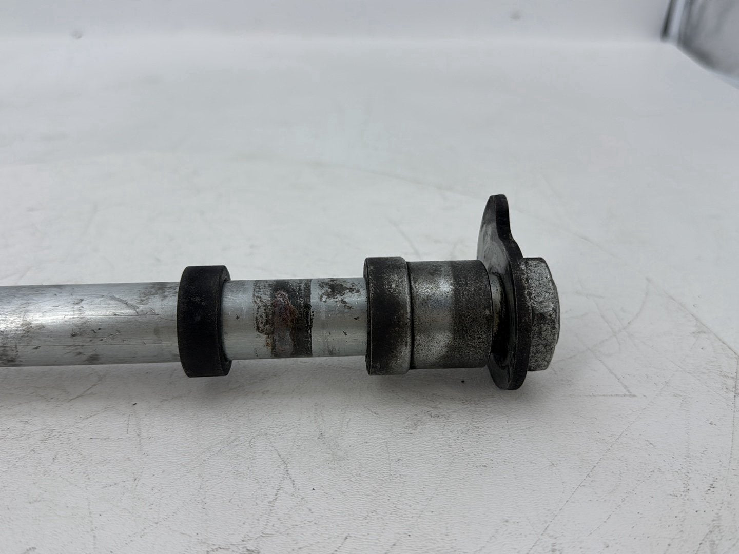 2007 - 2012 Harley-Davidson Touring Electra Glide Ultra Rear Wheel Axle Bolt Shaft