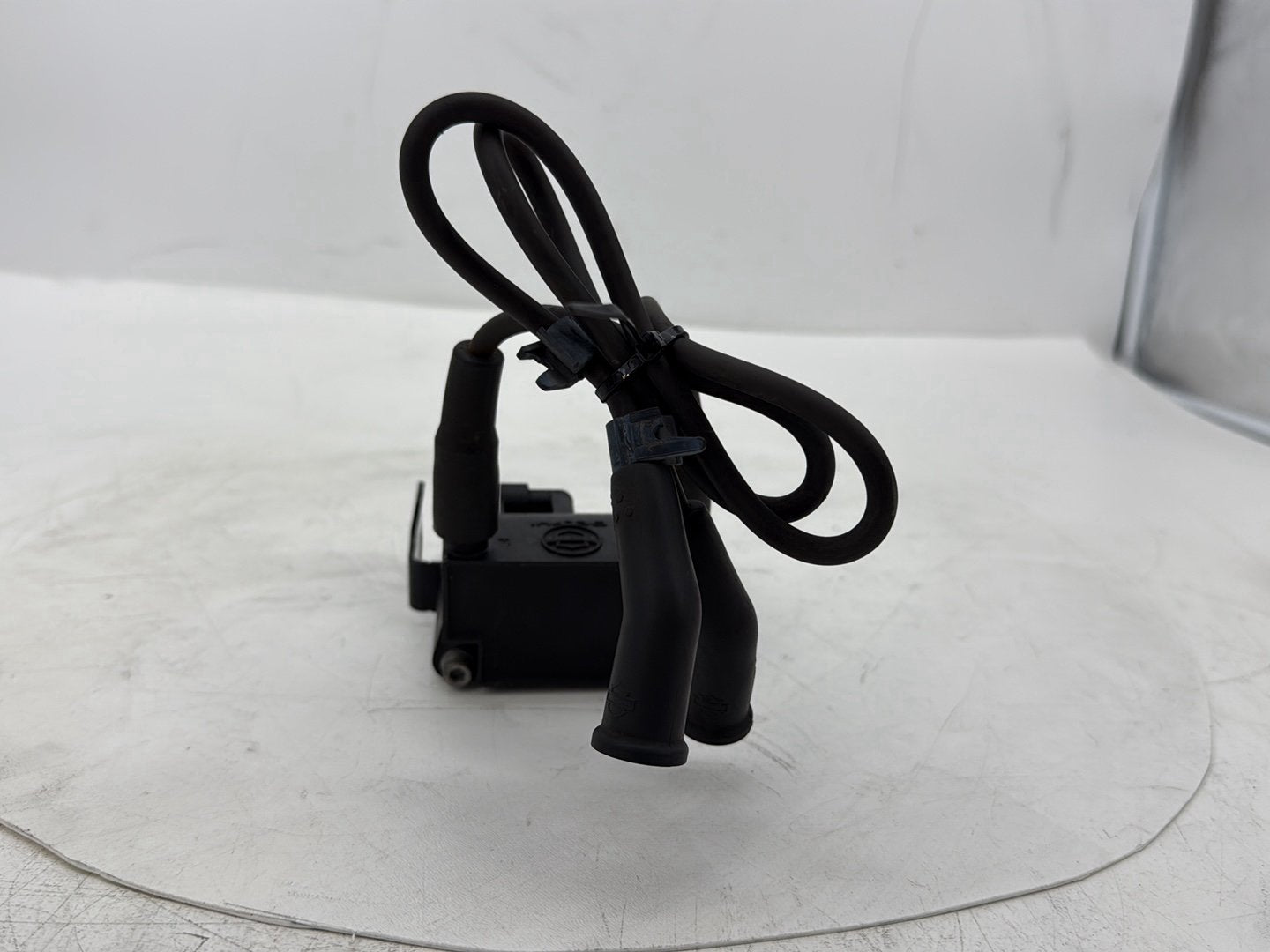 2008 Harley Electra Glide Touring Ultra FLHTCUI OEM Ignition Coil Spark Plugs Cable