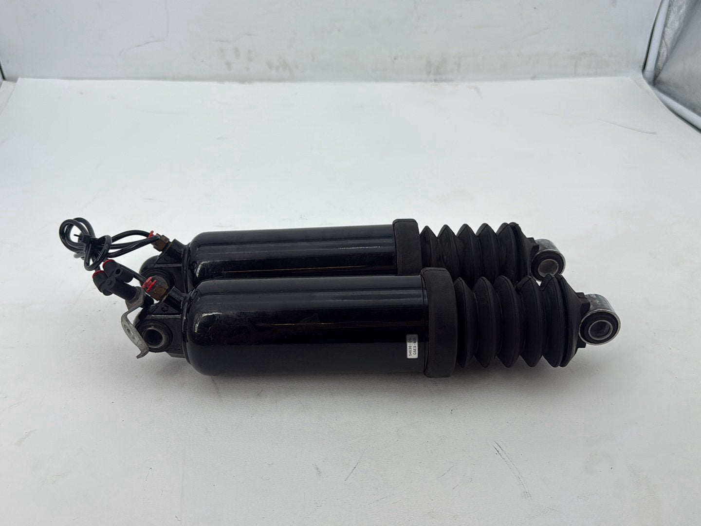 2011 Harley Road King Touring FLHRC Classic OEM Rear Left Right Shock Absorbers