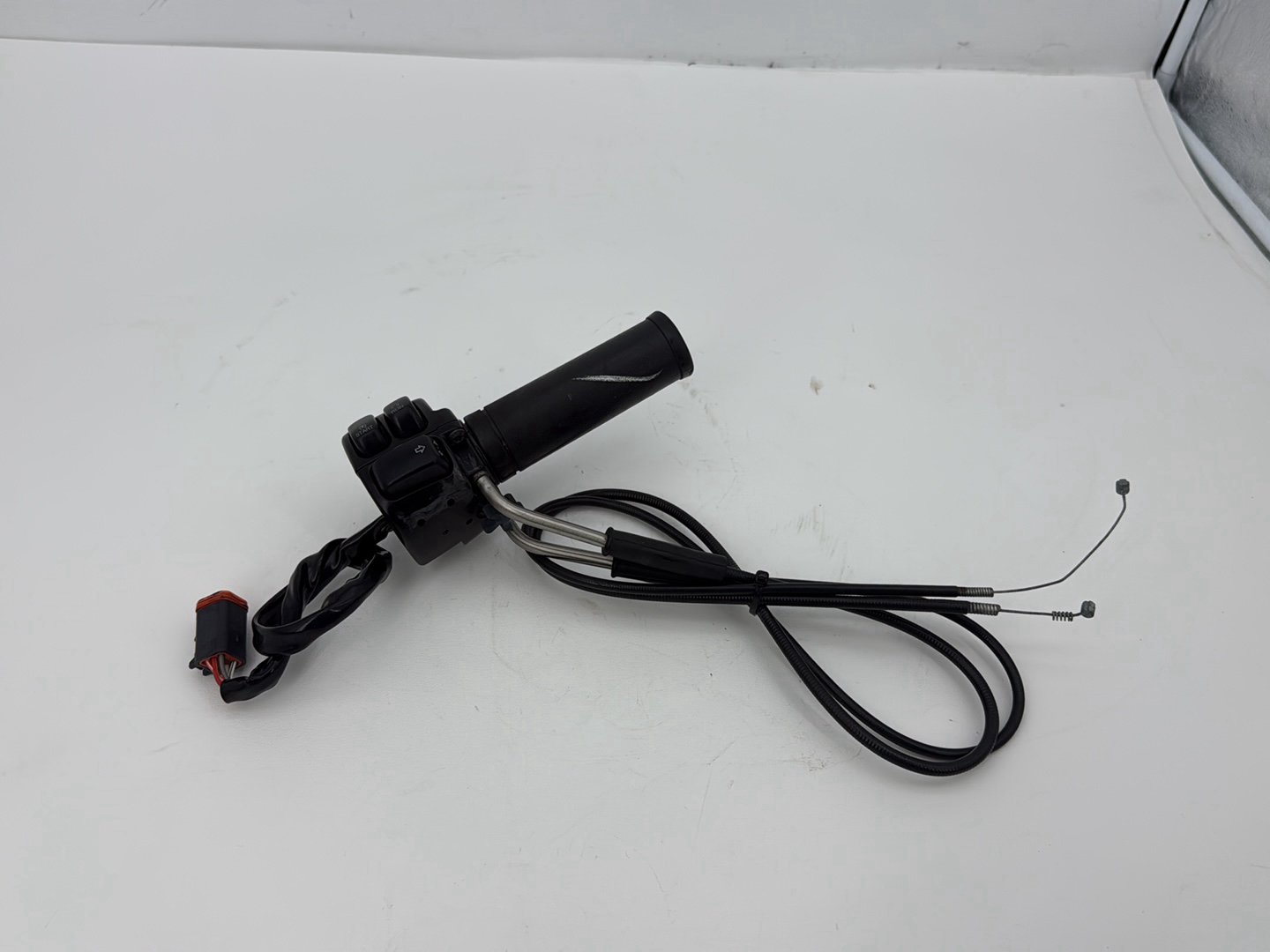 2003 Harley Sportster XL1200C 1200 Custom Anniversary OEM Right Engine Start Kill Switches Controls