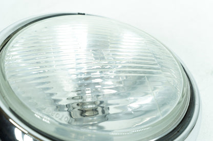 1999 - 2006 Harley-Davidson Touring Electra Glide Headlight Headlamp Head Light Halogen  	67702-81C