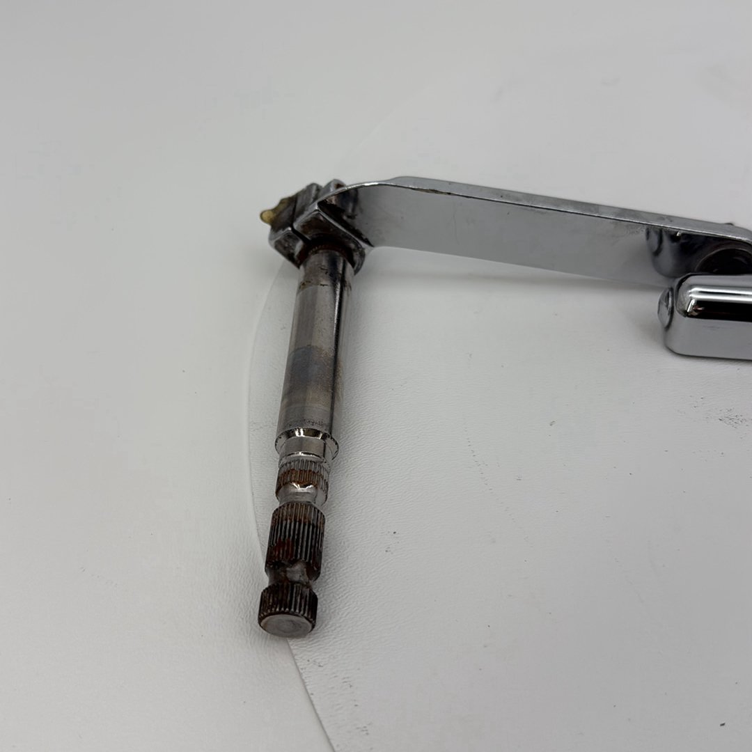 2007 - 2012 Harley-Davidson Touring Street Glide Gear Shifter Lever w/ Rod linkage  	33709-82A