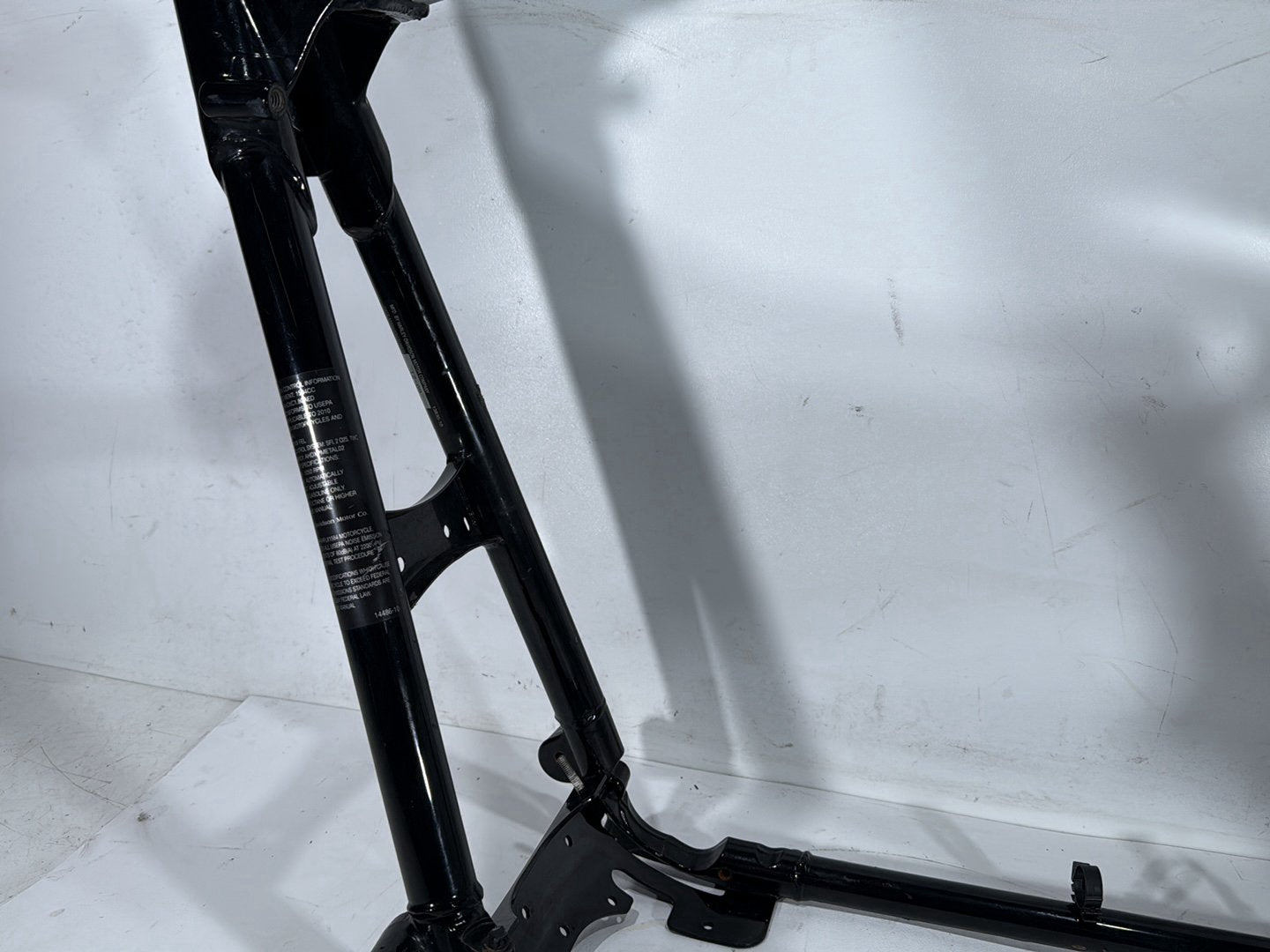 2010 Harley Street Glide Touring FLHX OEM Body Main Frame Chassis SLVG