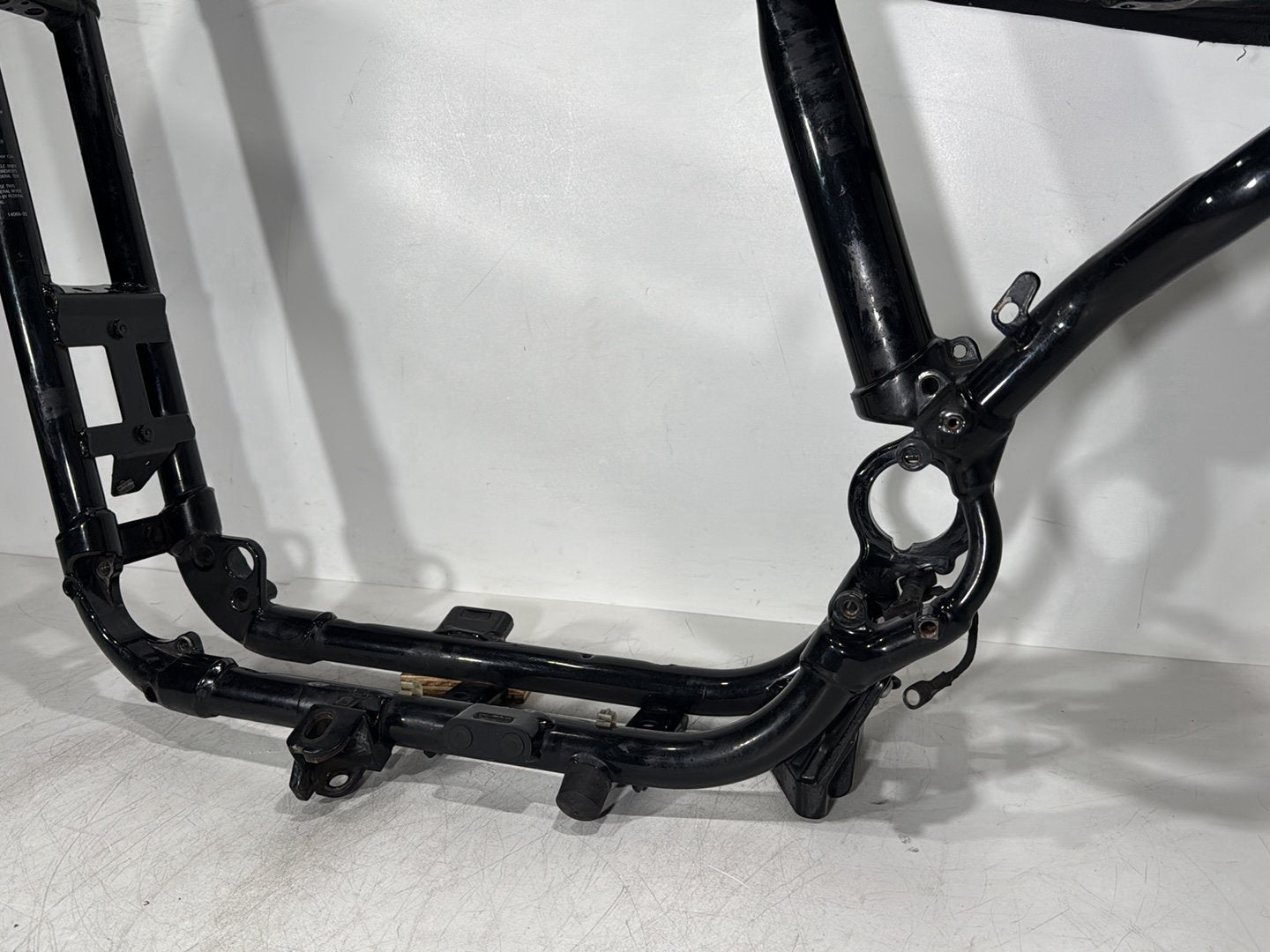 2005 Harley Sportster XL883C 883 Custom OEM Body Main Frame Chassis SLVG