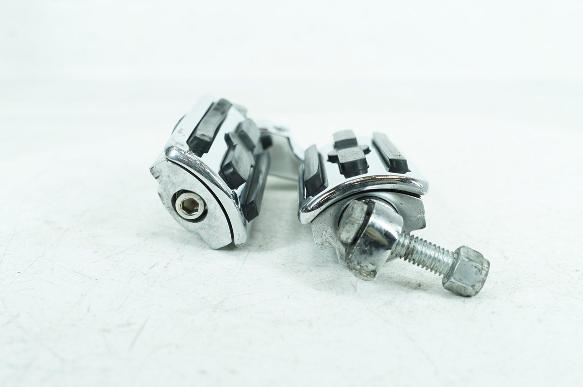 2010 Harley-Davidson Touring Street Glide FLHX Foot Pegs KK210308-E-DE Front Lef