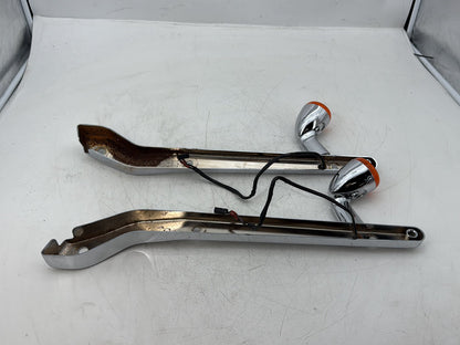 2005 Harley Dyna FXDWG Wide Glide OEM Rear Left Right Fender Struts Bracket & Turn Signal