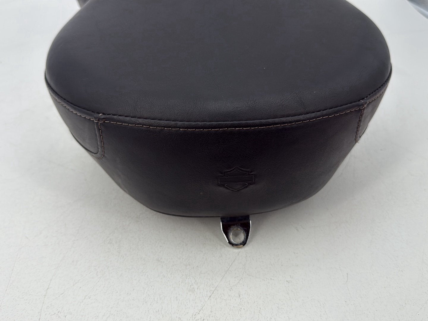 2007 - 2012 Harley-Davidson Dyna Super Glide Passenger Rider Driver Seat Saddle   53077-06