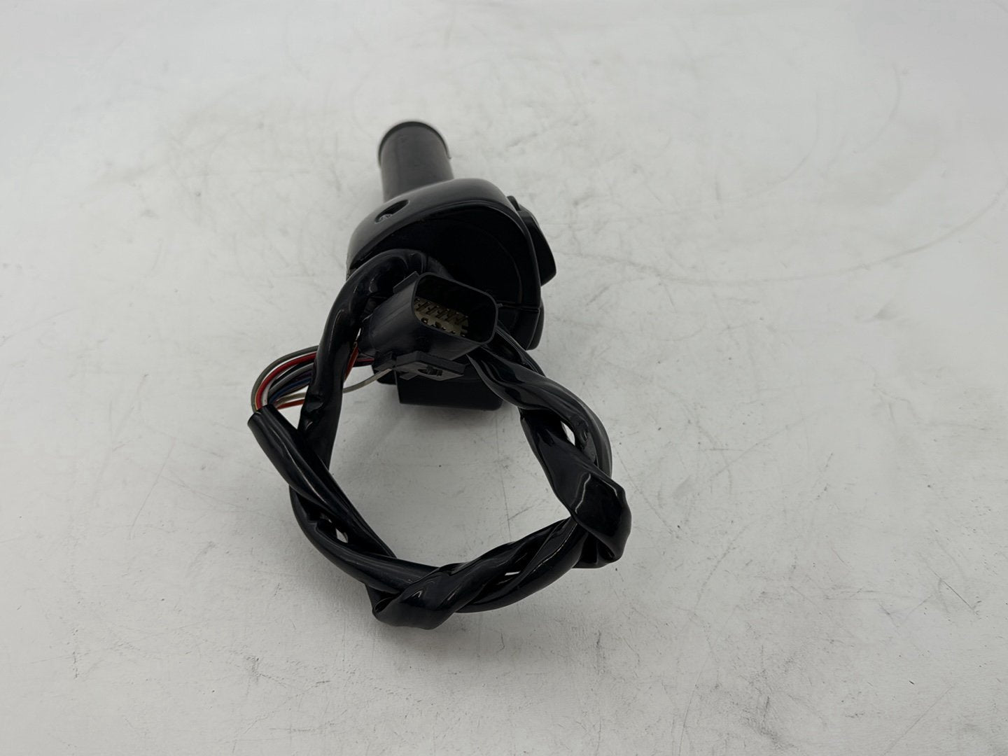 2008 Harley Touring FLHTCU Electra Glide Ultra OEM Right Engine Start Kill Switches Controls