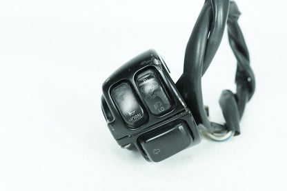 1999 - 2006 Harley-Davidson Softail Fat Boy Left Turn Signal Headlight Switches Controls 71682-06A