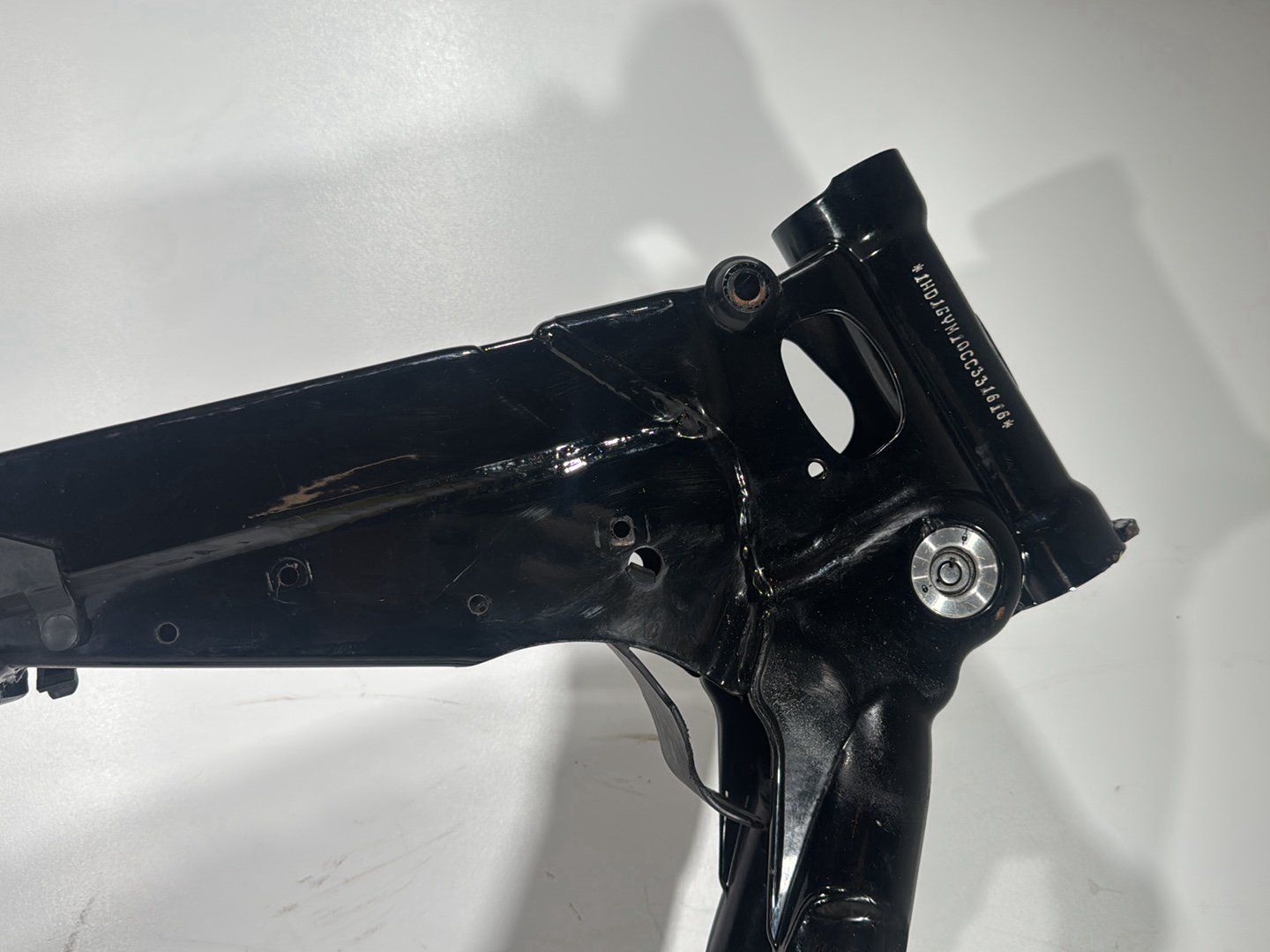 2012 Harley Dyna Fat Bob FXDF 103 OEM Body Main Frame Chassis SLVG