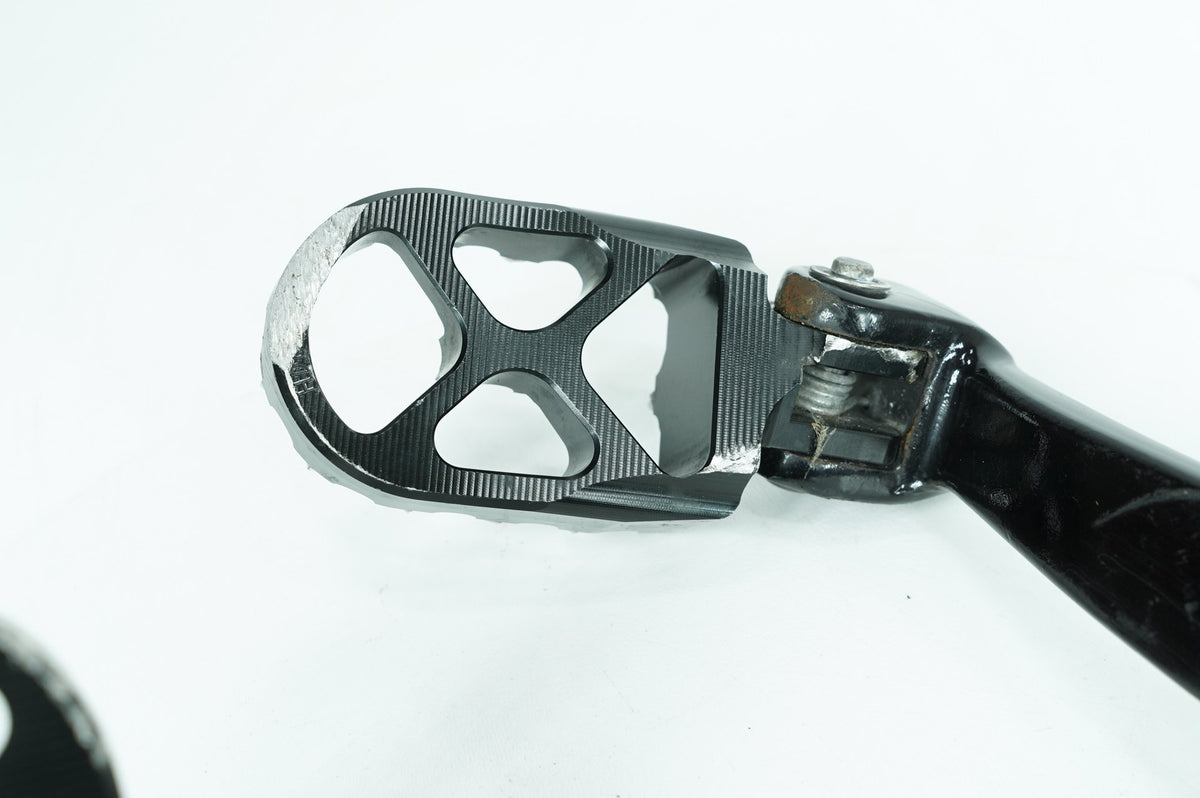 2023 Harley Softail FXLRS Low Rider S OEM Left Right Foot Brake Control Pegs