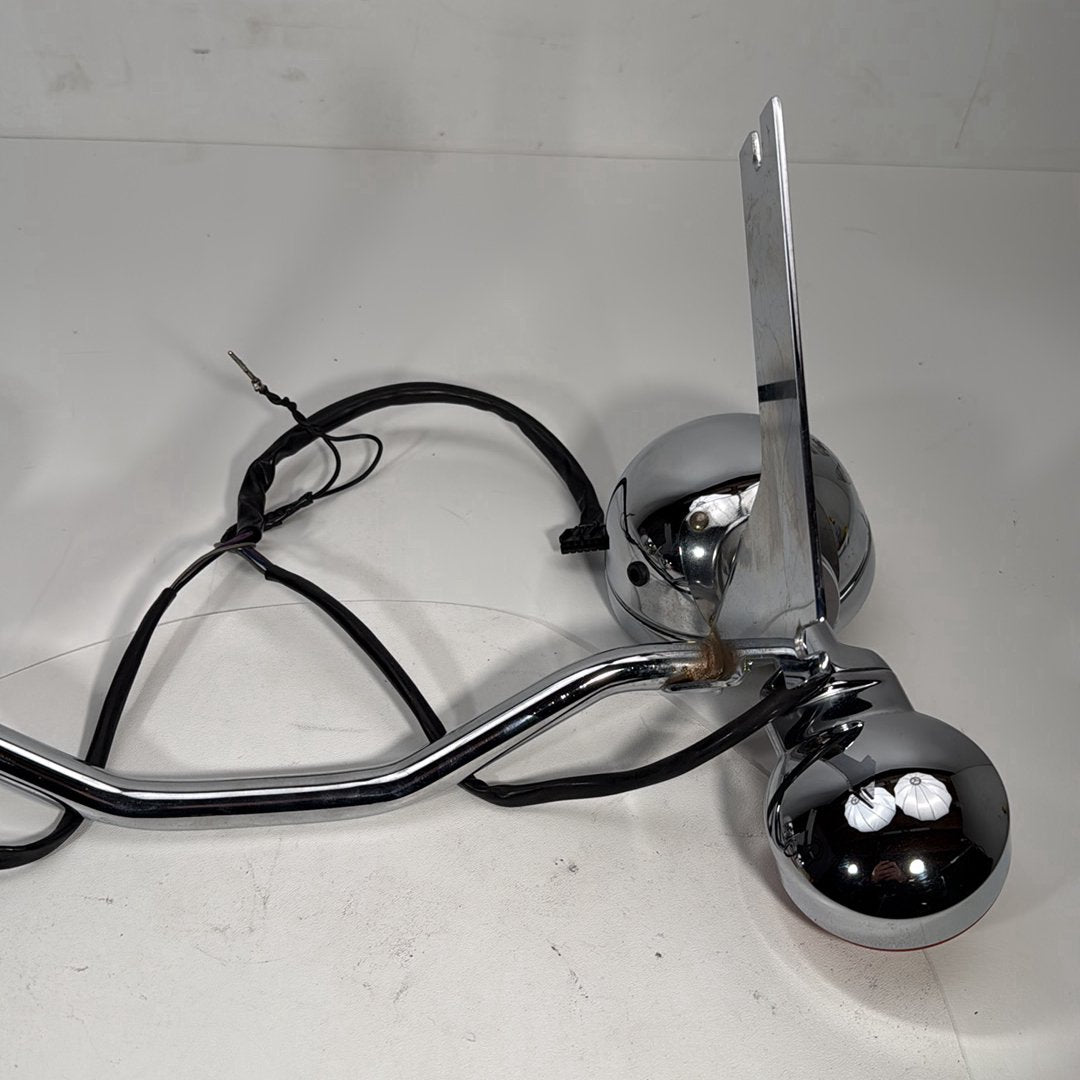 1984 - 1998 Harley-Davidson Touring Road King Police Front Turn Signal Indicators Aux Light Bar  	68712-94A