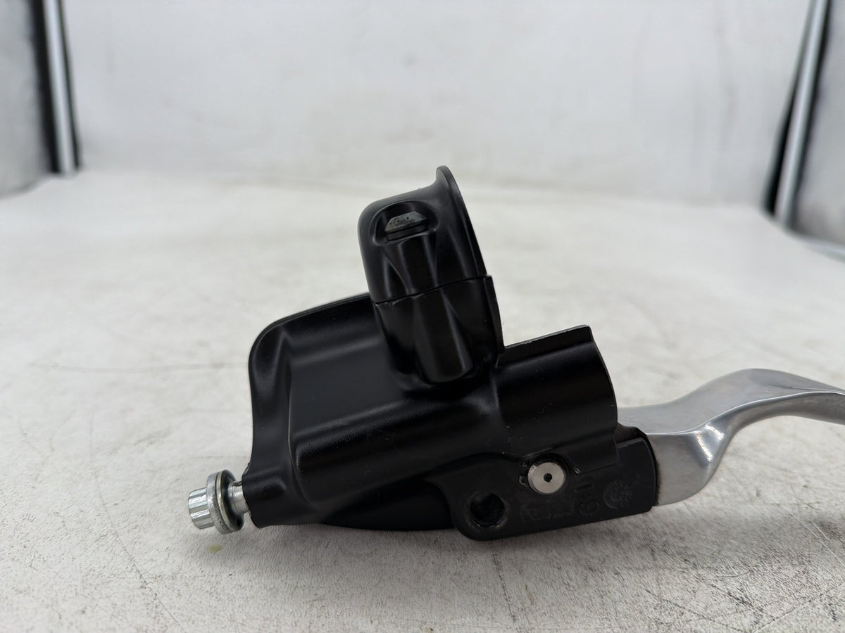 2009 Harley Dyna Street Bob FXDB OEM Front Right Brake Lever Master Cylinder