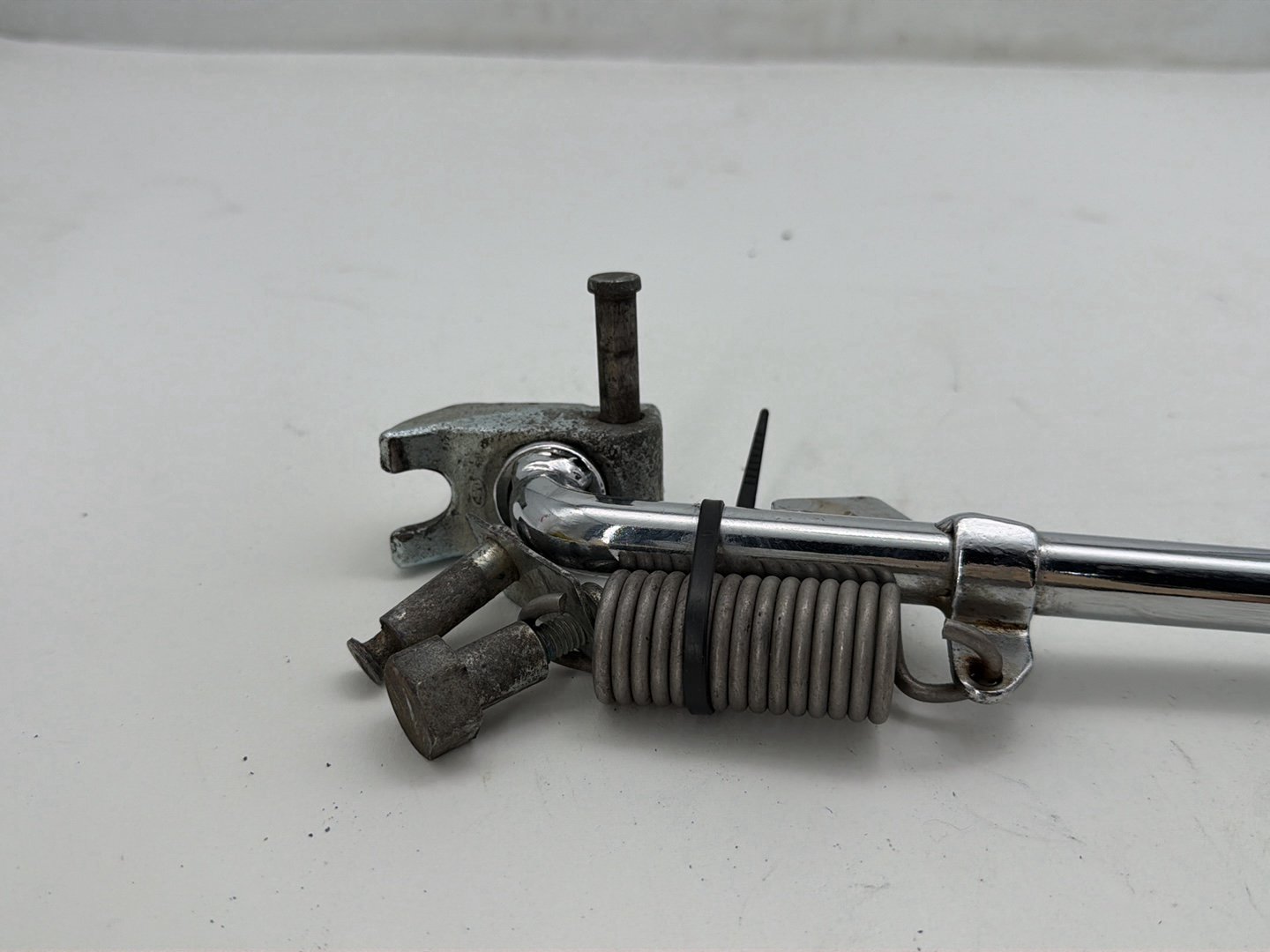 2008 Harley Dyna Fat Bob FXDF OEM Left Side Jiffy Kick Stand & Spring