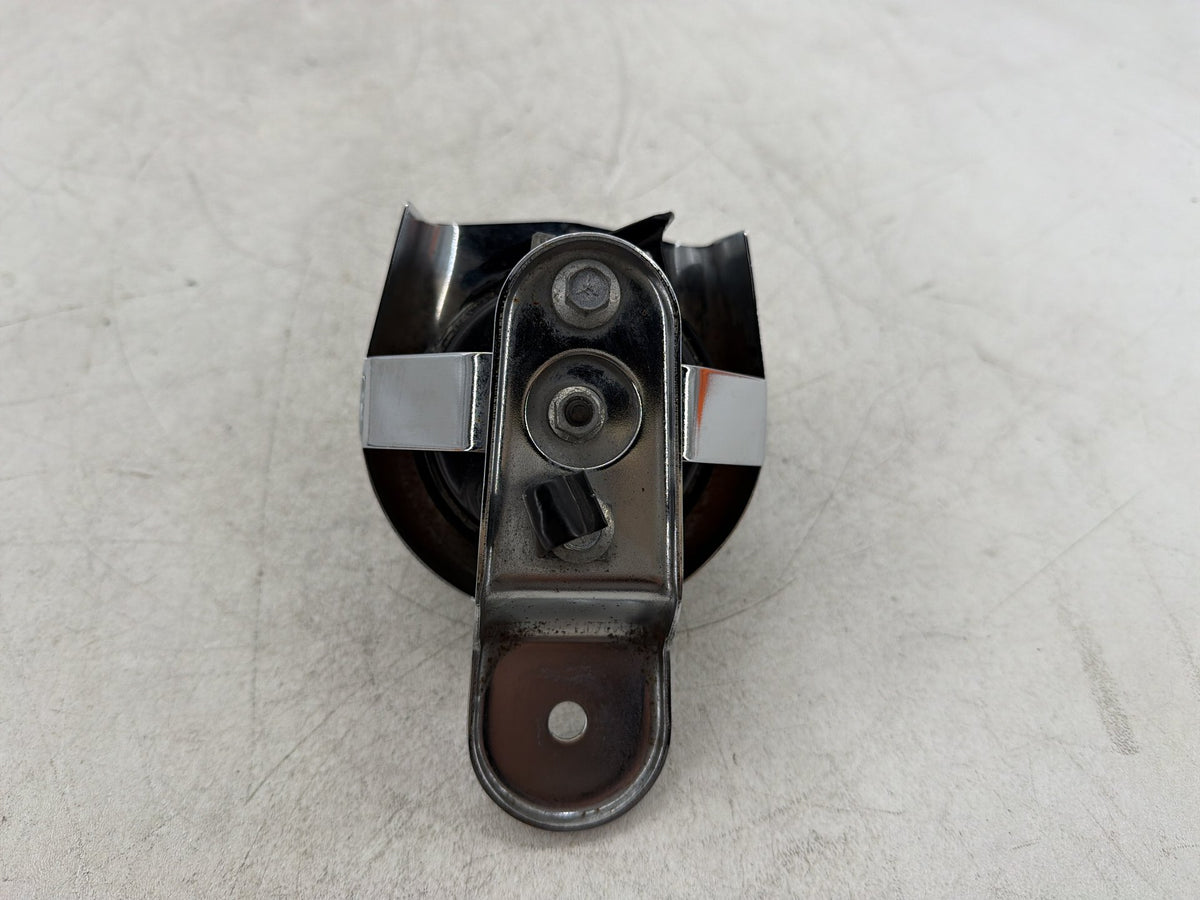 2011 Harley Electra Glide Touring Ultra OEM Horn Signal Klaxon Chrome Cover