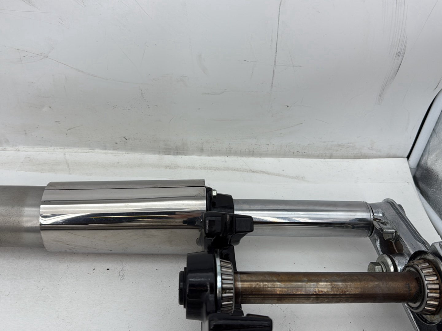05 Harley Heritage Softail Classic Front Triple Tree Set LH RH Fork Legs Sliders