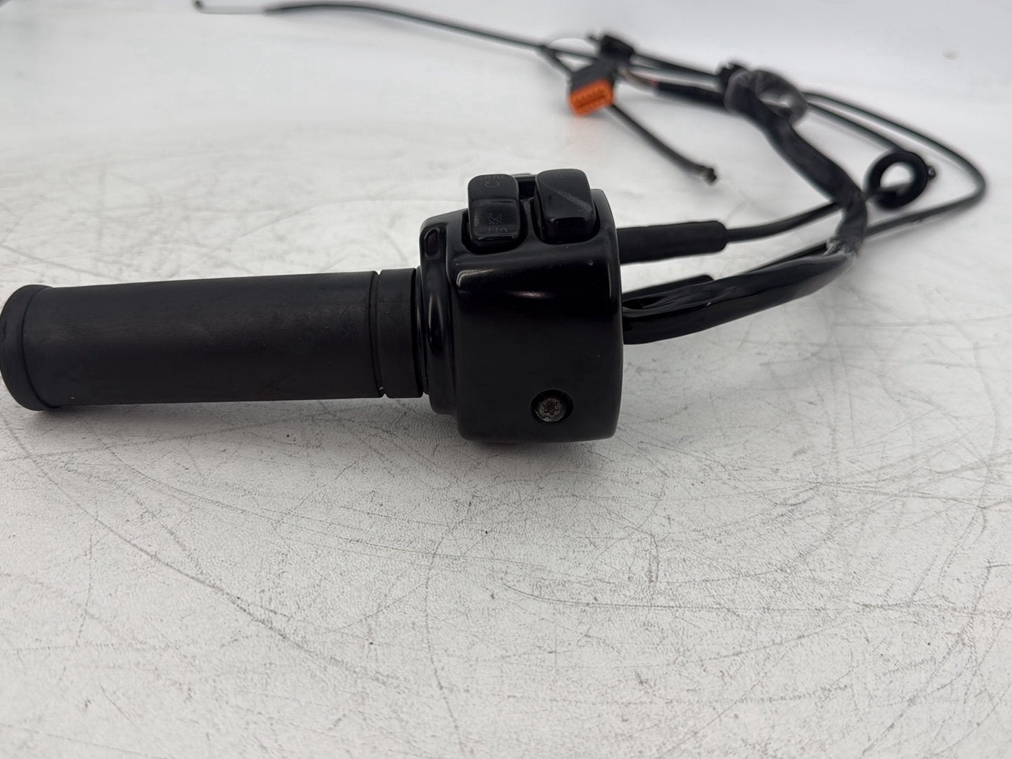 2004 Harley Touring FLHT Electra Glide OEM Right Engine Start Kill Switches Controls