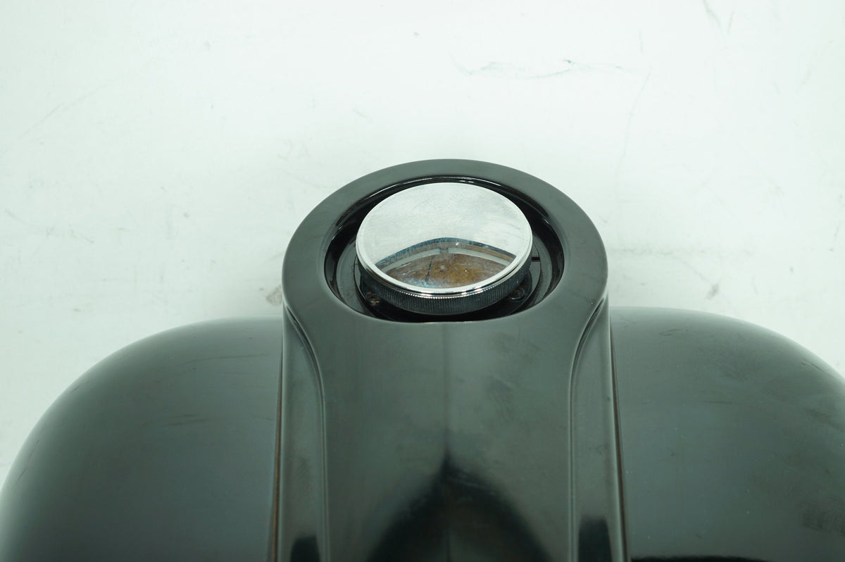 07 Harley Touring Electra Classic Gas Gasoline Fuel Tank Reservoir DENTED NO Key