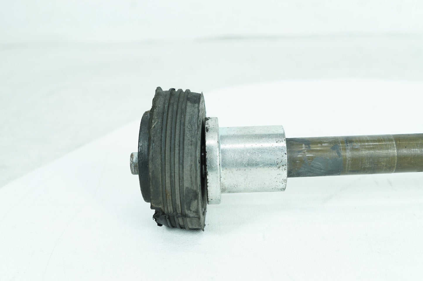 1999 - 2006 Harley-Davidson Touring Electra Police Rear Fork Swingarm Pivot Bolt Shaft 47505-02