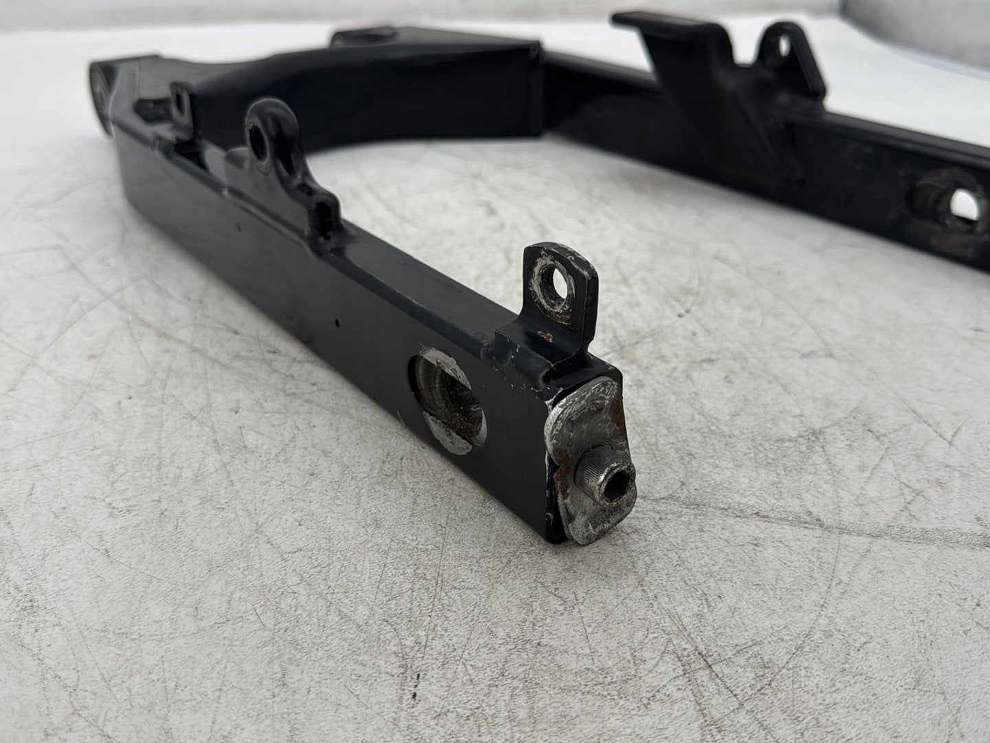 2003 Harley Dyna Wide Glide FXDWG OEM Rear Fork Swingarm Swing Arm