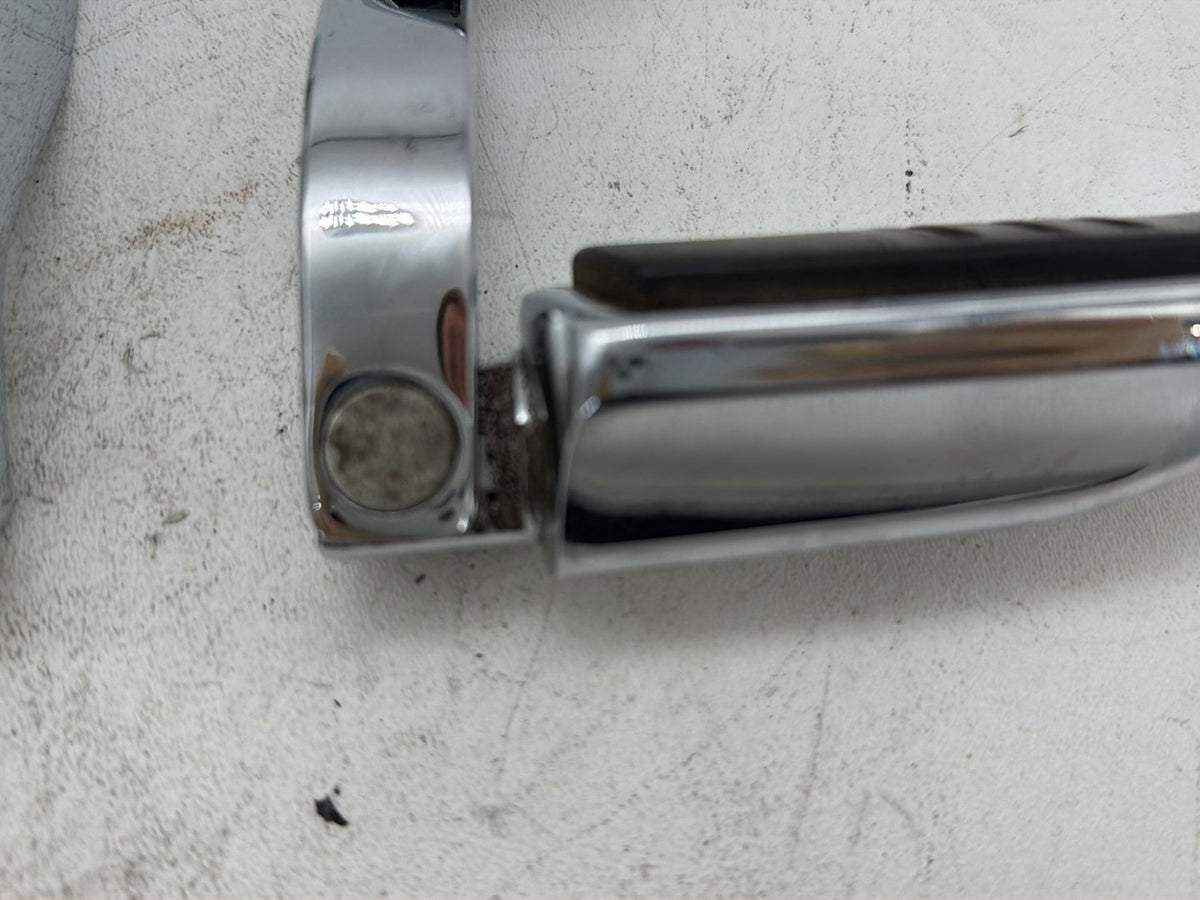 2014 Harley Street Glide Touring FLHXS OEM Passenger Left & Right Foot Pegs