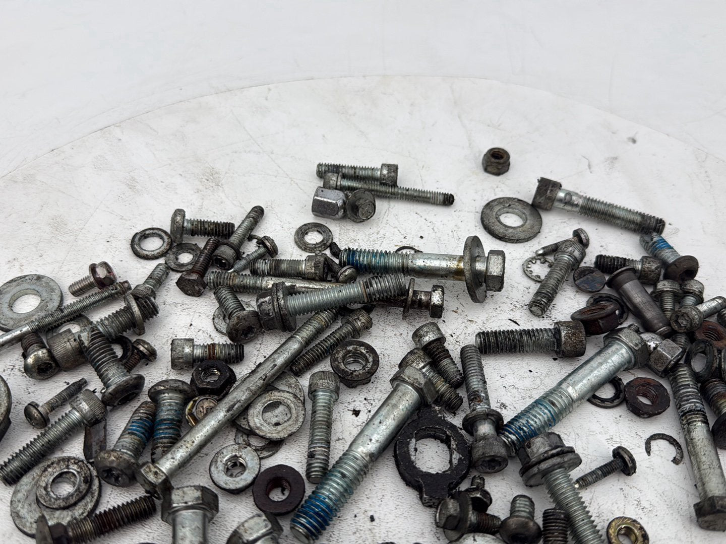 1999 - 2006 Harley-Davidson Dyna Super Glide Hardware Bolts Nuts & Brackets