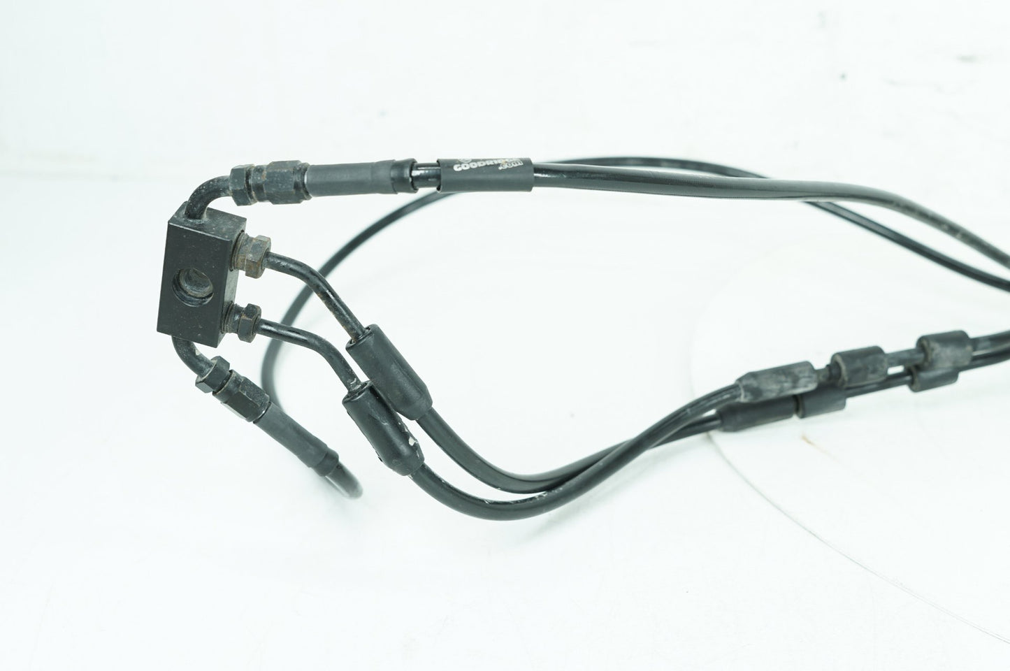 2007 - 2017 Harley-Davidson Dyna Wide Glide Front Brake Hose Line Pipe ABS  	46926-12